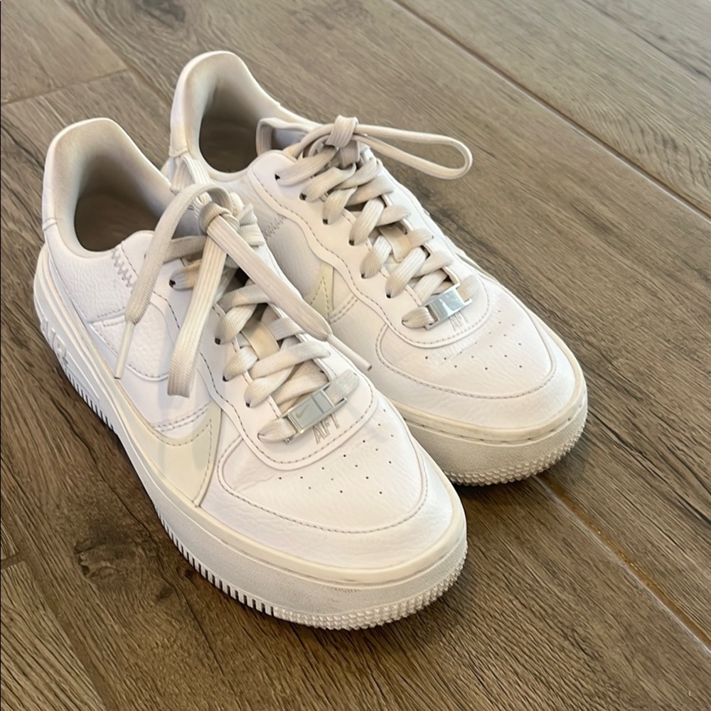 White Low-Top Sneakers